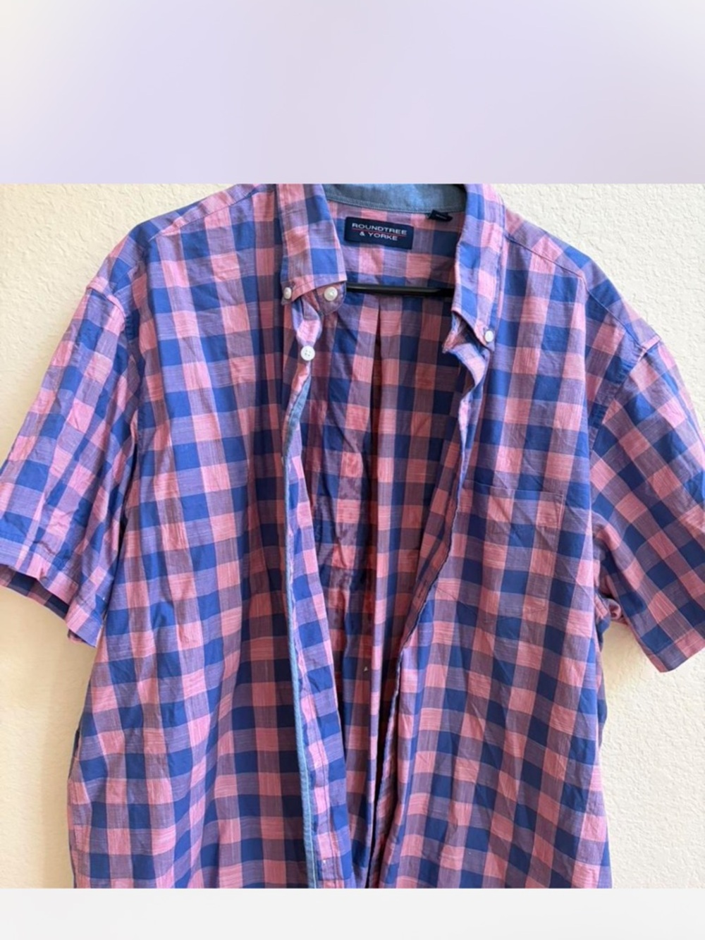 Roundtree & Yorke Men’s Short Sleeve Button-Down Shirt - Pink and Blue Check